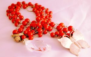 7 Meaningful gifts by women for women